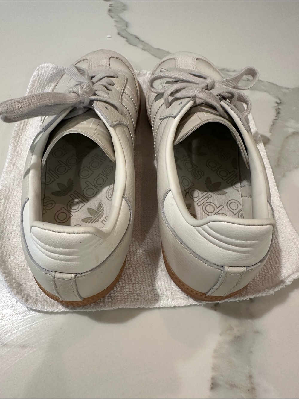 adidas Samba Low-Top Sneakers in Off-White and Gum - Picture 6 of 7